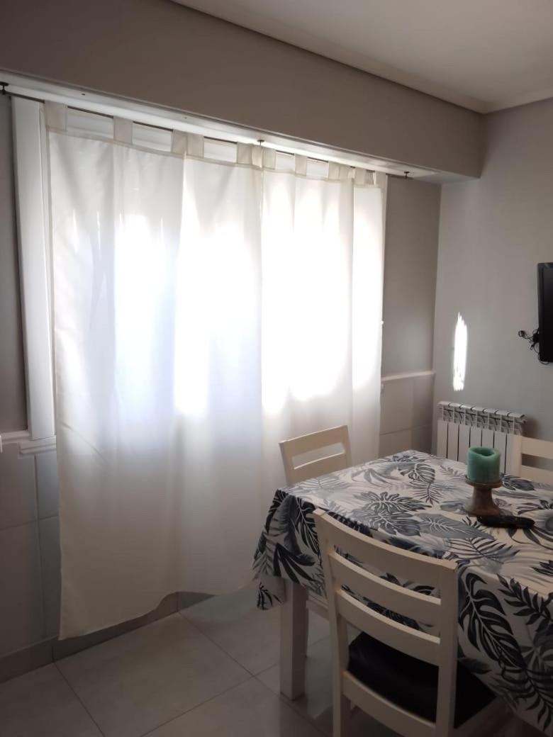 Ph Villa Marilyn 3 Ambientes Con Patio Y Parrilla En La Perla - Incluye Ropa De Cama Мар дел Плата Екстериор снимка